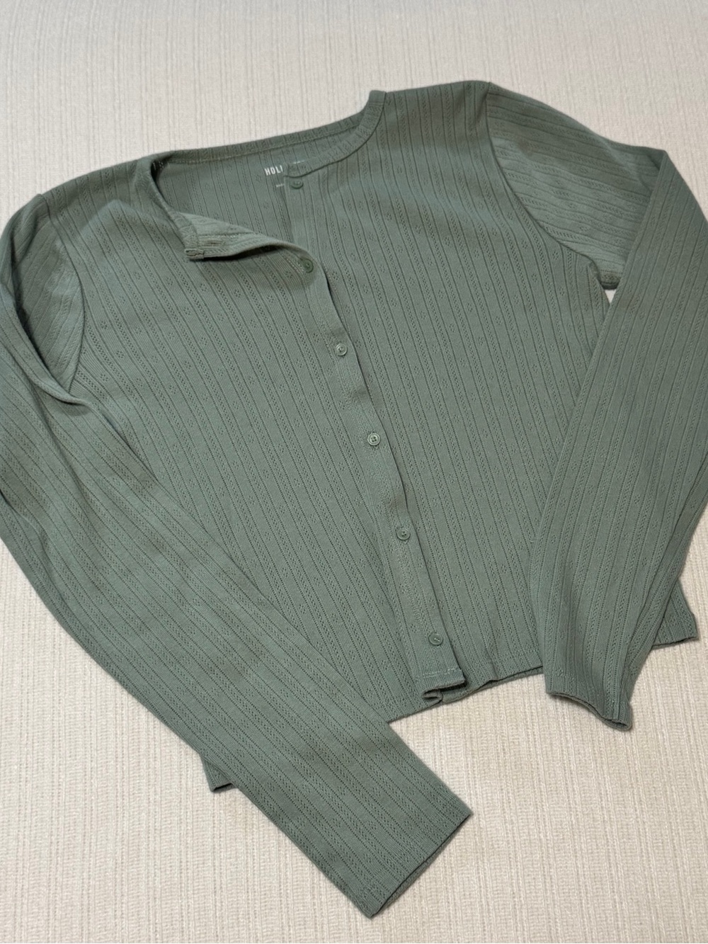 Hollister Ribbed Button Front Cropped Long Sleeve Cardigan / Sage Green / Medium
